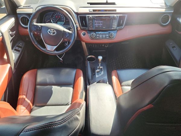 2014 TOYOTA RAV4 High