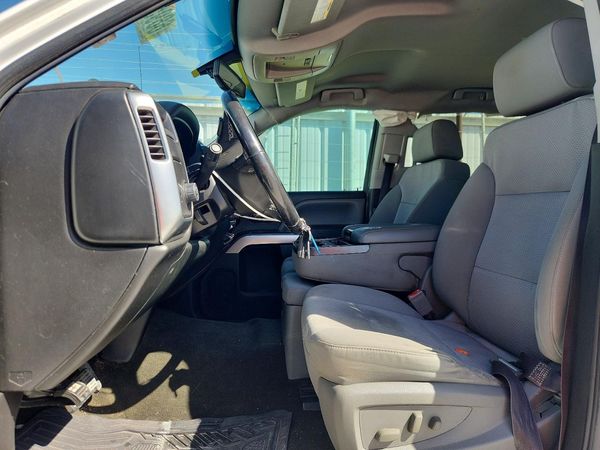 2017 CHEVROLET SILVERADO LT