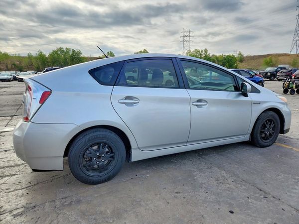 2012 TOYOTA PRIUS