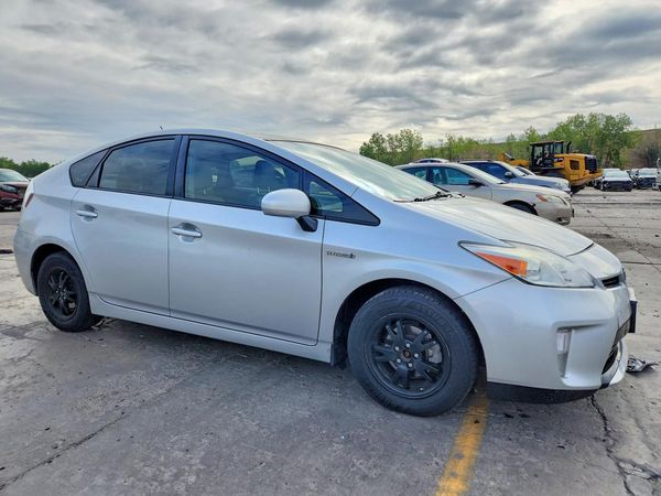 2012 TOYOTA PRIUS