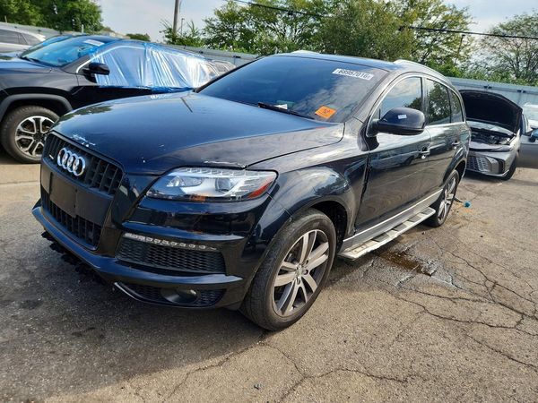 2012 AUDI Q7 Premium Plus