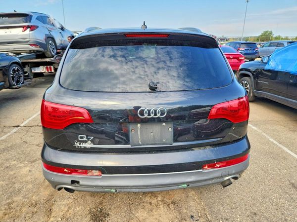 2012 AUDI Q7 Premium Plus