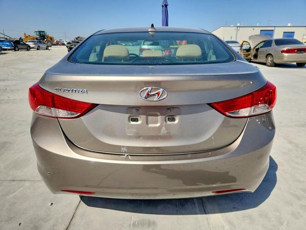 2013 HYUNDAI ELANTRA — DIRR