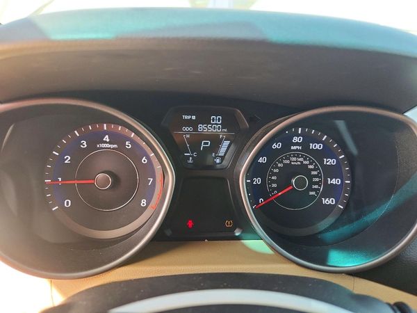 2013 HYUNDAI ELANTRA — ODOM