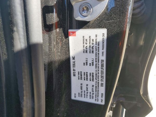 2018 TESLA MODEL 3 — VINS