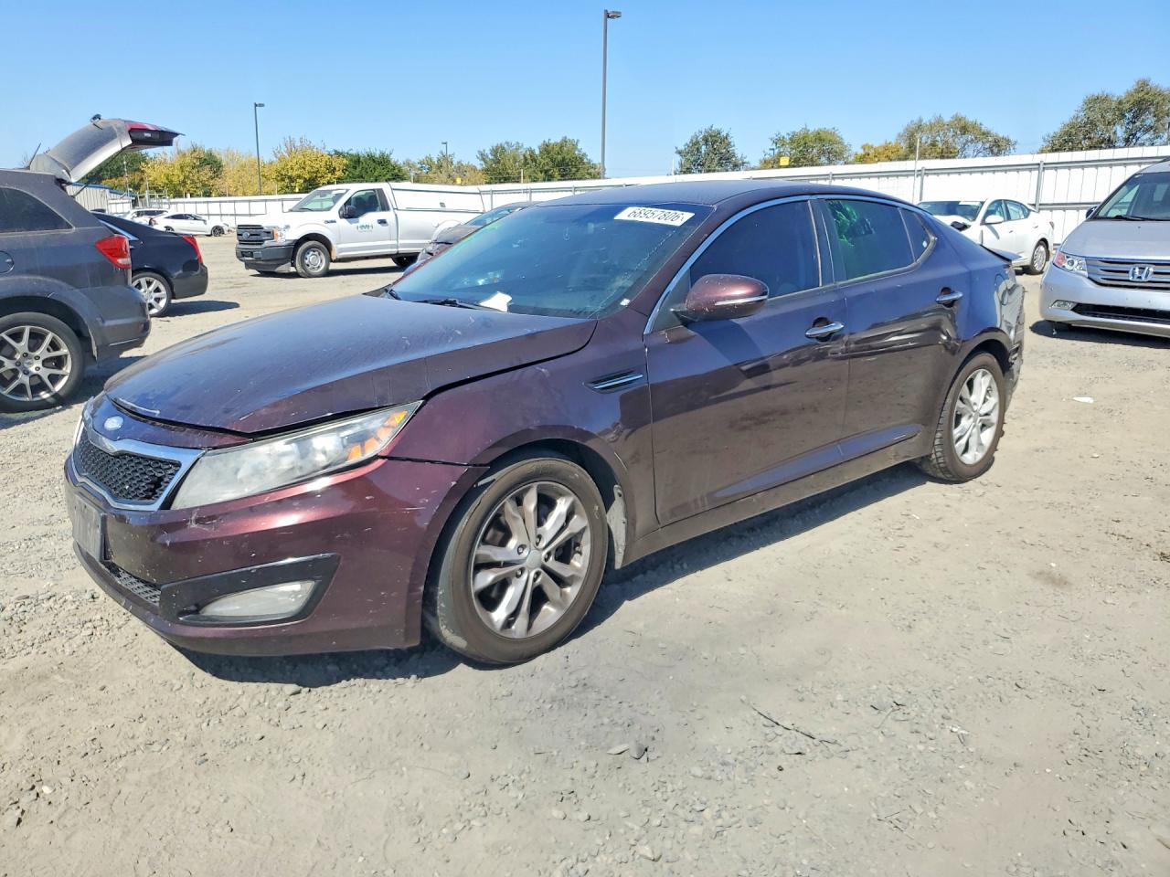 2013 KIA OPTIMA LX — Front 3/4