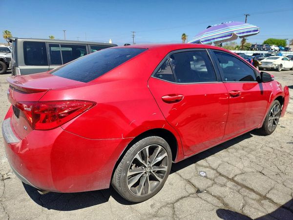 2017 TOYOTA COROLLA
