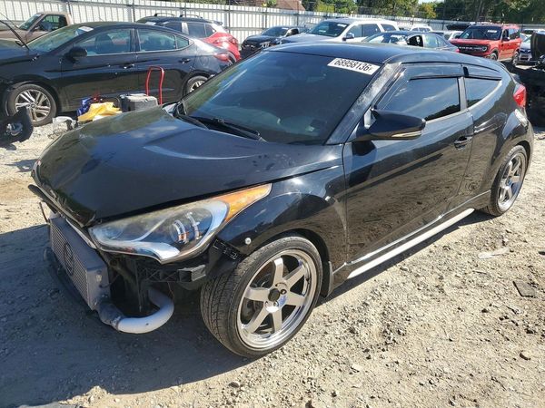 2016 HYUNDAI VELOSTER — Front 3/4