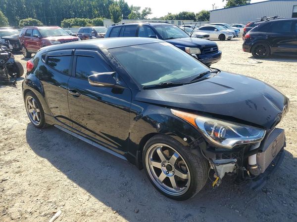 2016 HYUNDAI VELOSTER — Passenger 3/4