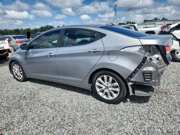 2015 HYUNDAI ELANTRA GLS(Middle)