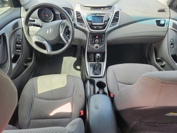 2015 HYUNDAI ELANTRA GLS(Middle)