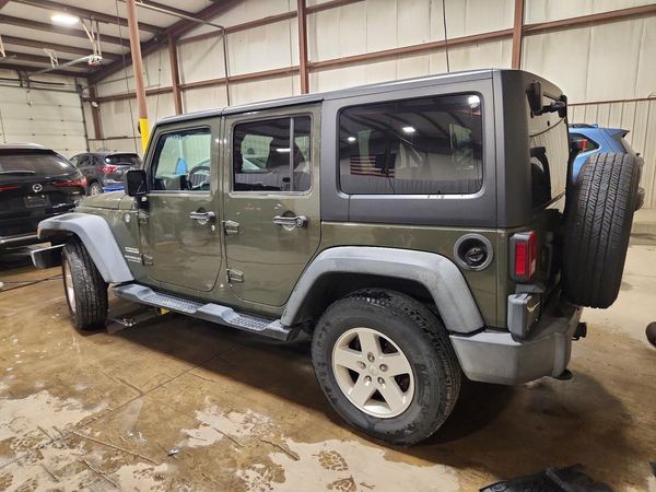 2015 JEEP WRANGLER UNLIMITED SPORT 4X4