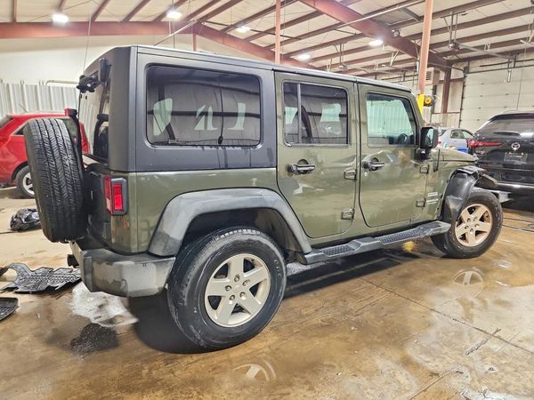 2015 JEEP WRANGLER UNLIMITED SPORT 4X4