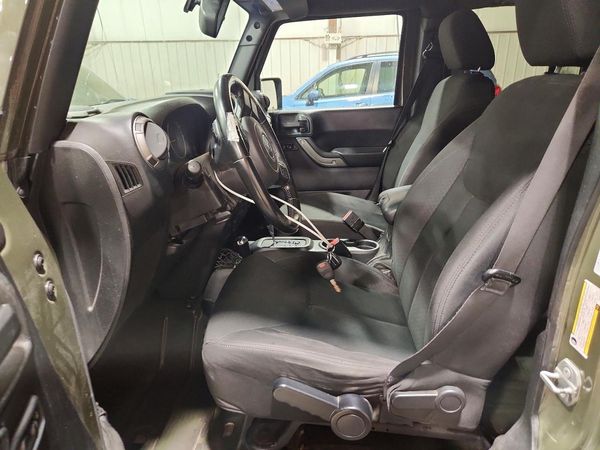 2015 JEEP WRANGLER UNLIMITED SPORT 4X4