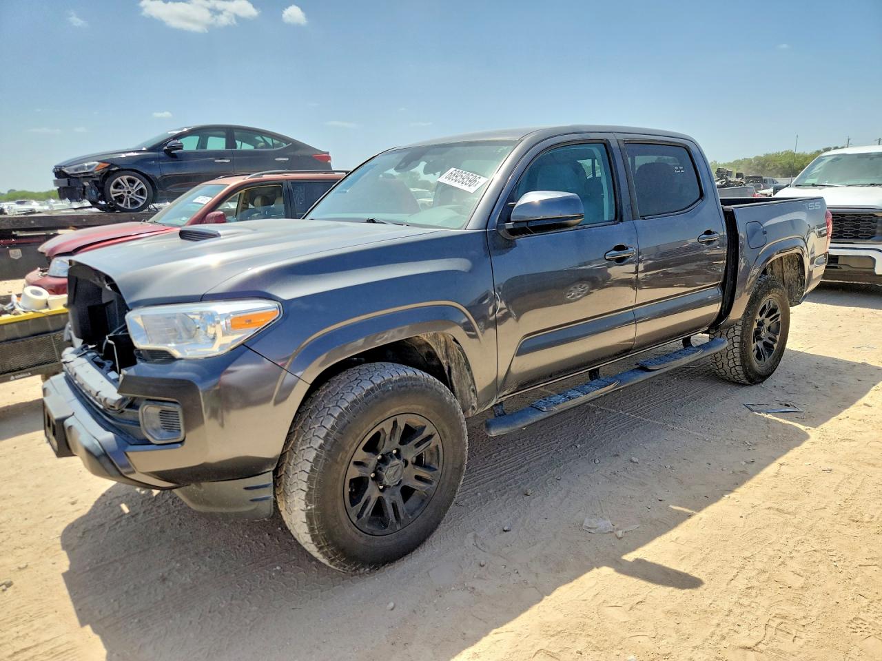 2019 TOYOTA TACOMA — Front 3/4