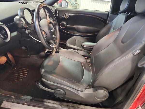 2014 MINI COOPER ROADSTER — DENT