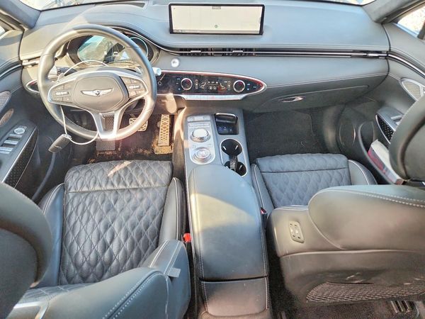 2024 GENESIS GV70