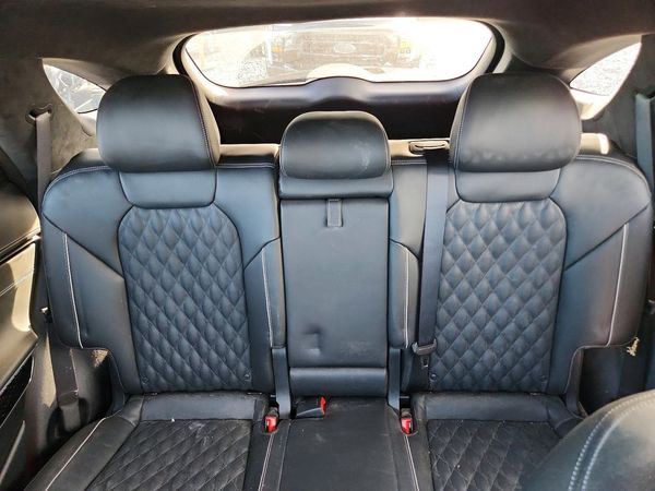 2024 GENESIS GV70