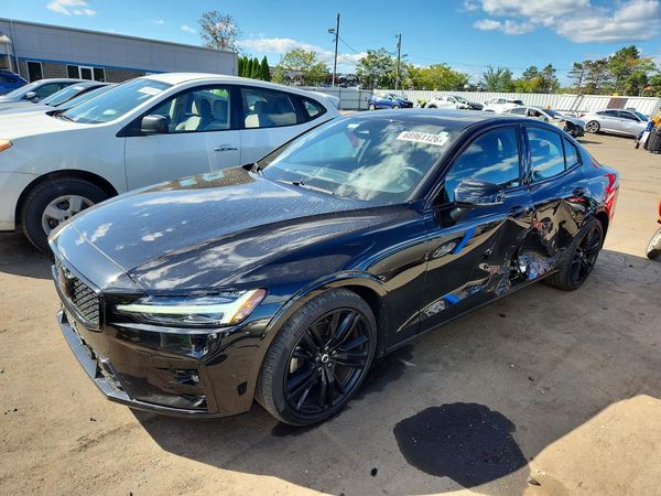 2023 VOLVO S60 — DSFA — Front 3/4