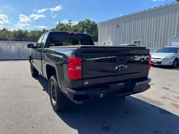 2017 CHEVROLET SILVERADO LT