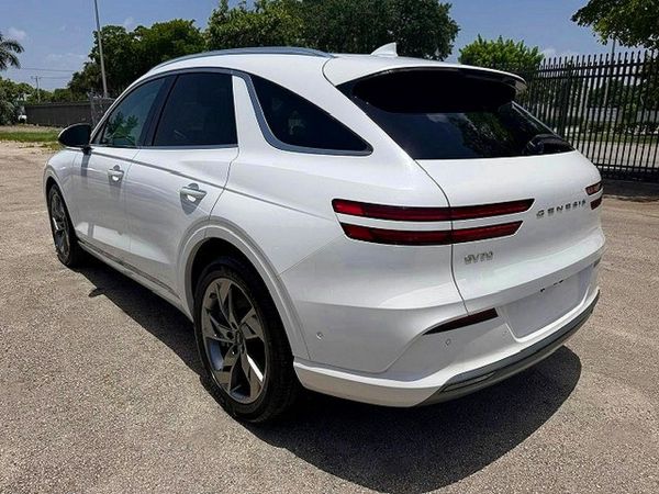 2025 GENESIS ELECTRIFIED GV70
