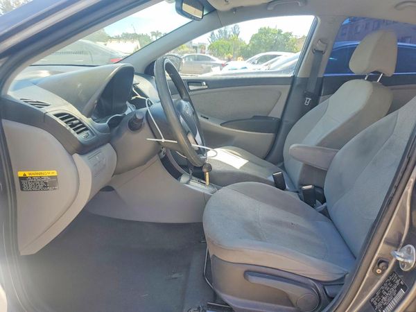 2012 HYUNDAI ACCENT GL (Middle-low grade) — DENT