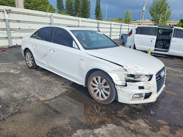2015 AUDI A4 — Passenger 3/4