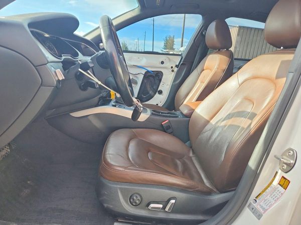 2015 AUDI A4 — DENT