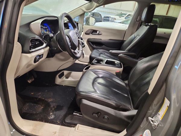 2022 CHRYSLER PACIFICA — DENT