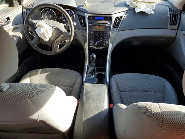 2013 HYUNDAI SONATA GLS/ GLS Popular