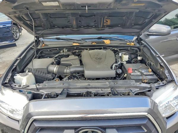 2021 TOYOTA TACOMA SR5