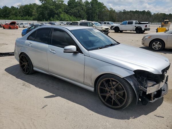 2013 MERCEDES-BENZ C C300