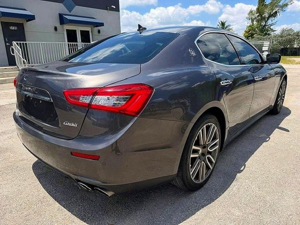 2015 MASERATI GHIBLI