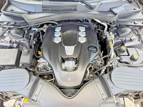 2015 MASERATI GHIBLI
