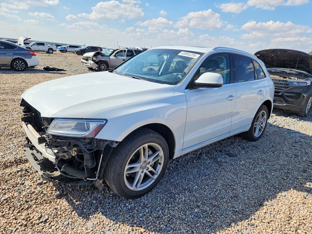 2013 AUDI Q5 — Front 3/4