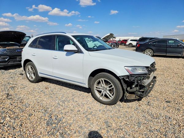 2013 AUDI Q5 — Passenger 3/4