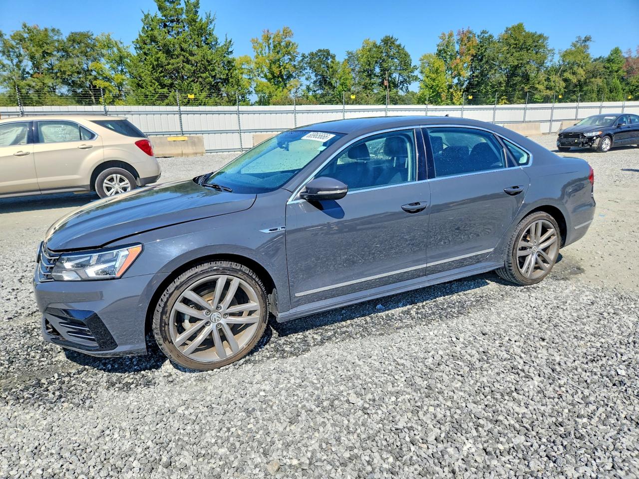 2017 VOLKSWAGEN PASSAT — Front 3/4