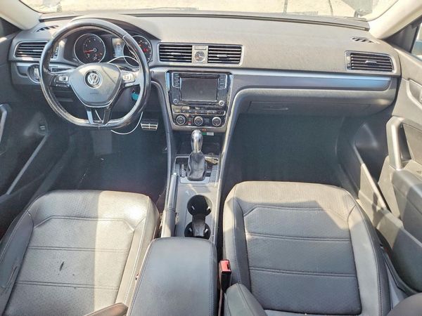 2017 VOLKSWAGEN PASSAT — CKPT