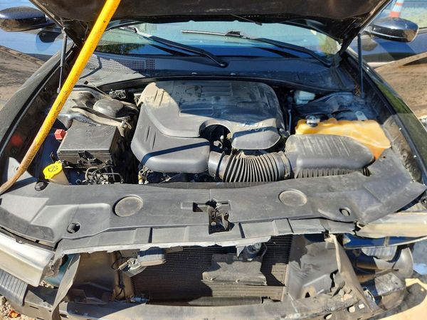 2013 DODGE CHARGER — Engine bay