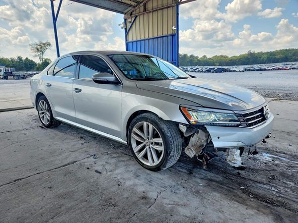 2018 VOLKSWAGEN PASSAT SE, SE w/ Technology — Passenger 3/4