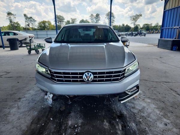 2018 VOLKSWAGEN PASSAT SE, SE w/ Technology — DIRF