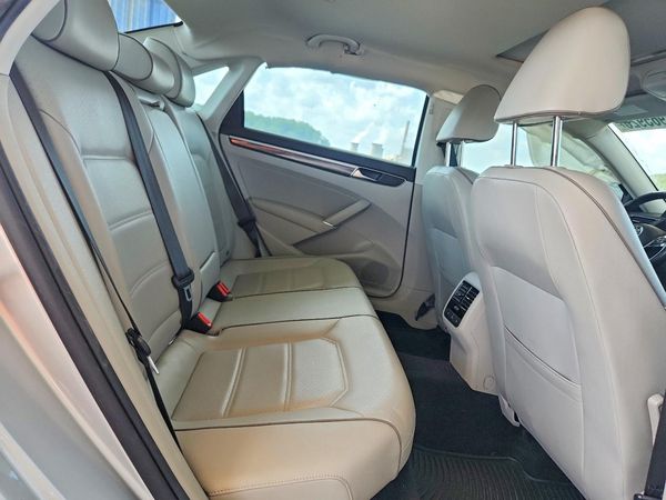 2018 VOLKSWAGEN PASSAT SE, SE w/ Technology — PSRS