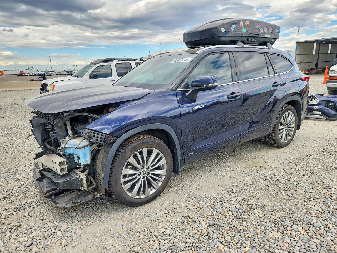 2020 TOYOTA HIGHLANDER Platinum