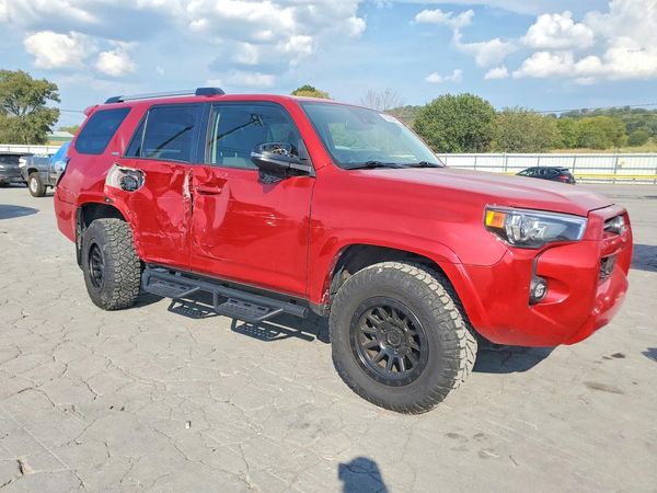 2024 TOYOTA 4RUNNER SR5 Prem — Passenger 3/4