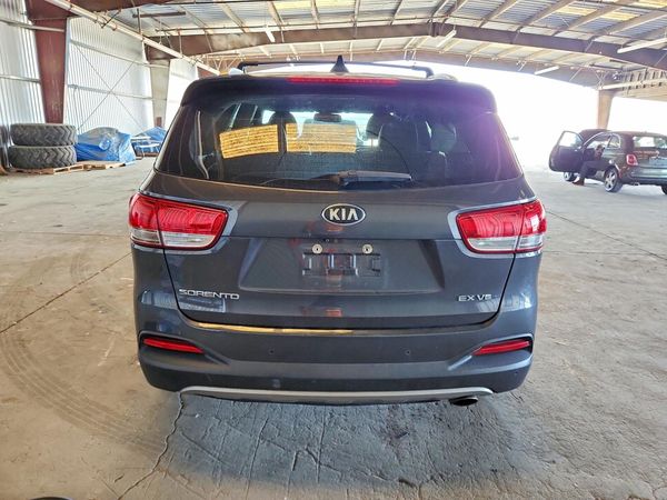2018 KIA SORENTO EX