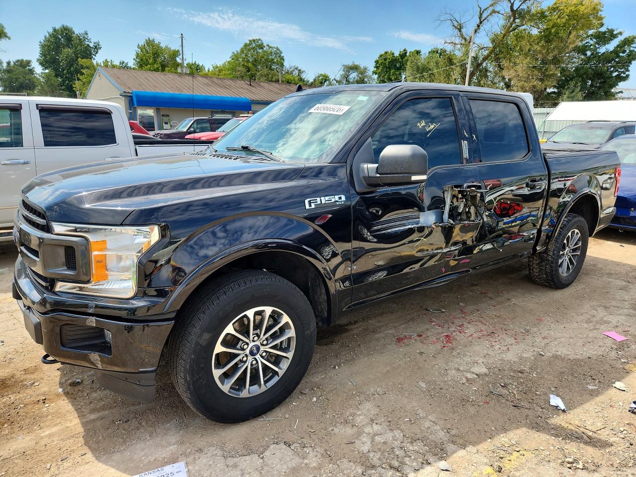 2020 FORD F150 — Front 3/4