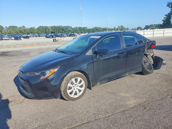 2026 TOYOTA COROLLA — Front 3/4