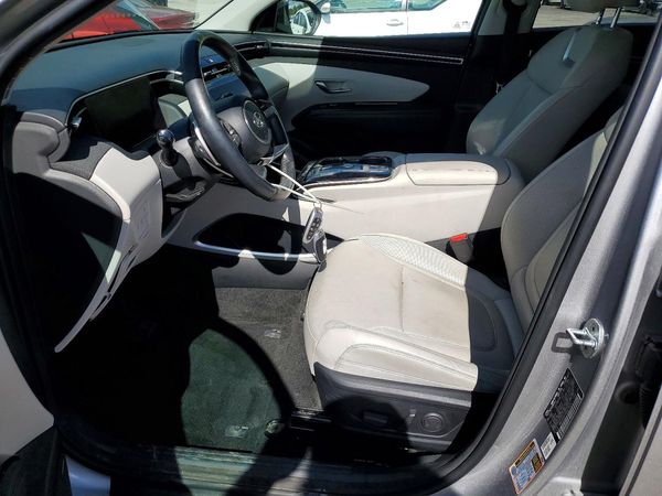2022 HYUNDAI TUCSON Limited — DENT