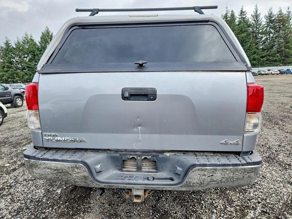 2013 TOYOTA TUNDRA SR5