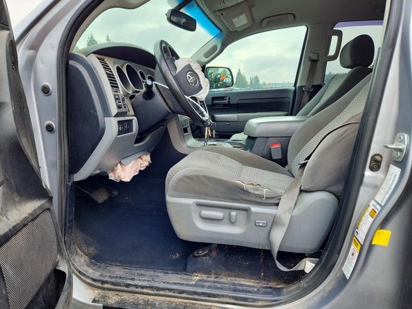 2013 TOYOTA TUNDRA SR5